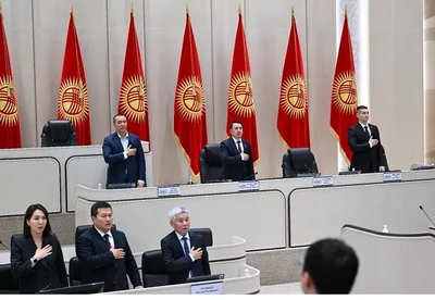 Жогорку Кеңеш жайкы каникулга тарады