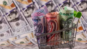 Казахстан займёт более 450 миллиардов тенге – на что потратят деньги