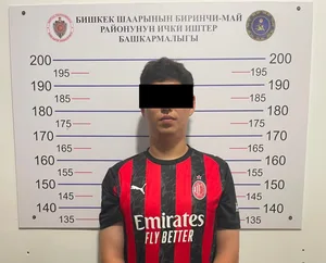 В Бишкеке задержали подозреваемого в распространении наркотиков через закладки