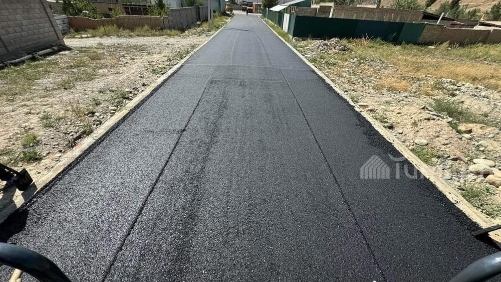 В Нарыне на ремонт дорог и благоустройство города направили более 21 млн сомов